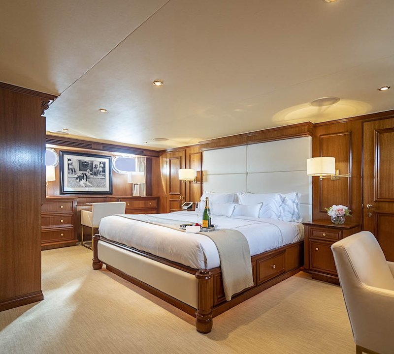 true-north-yacht-charter-details-broward-marine-charterworld-luxury